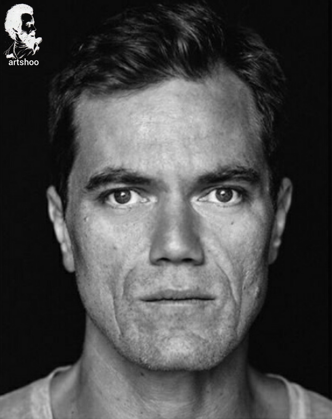 مدل پرتره سیاه قلم